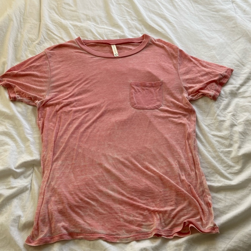 Women’s T shirt